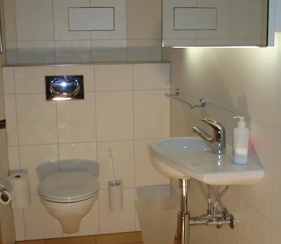 Holidays - Residenza Flora ロカルノ