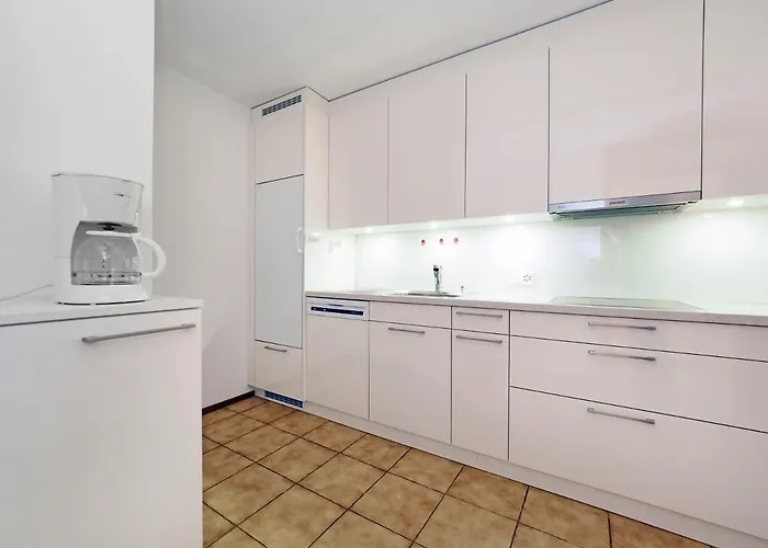 Holidays - Residenza Flora *