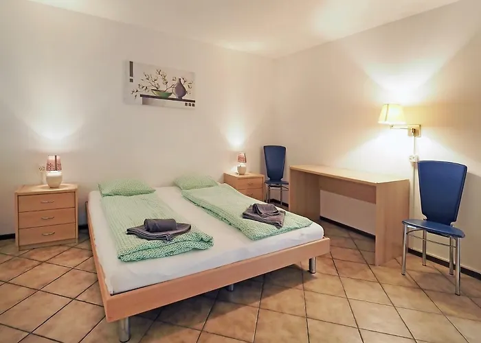 Holidays - Residenza Flora 아파트 *