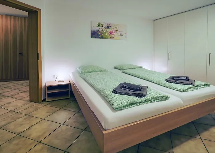 아파트 Holidays - Residenza Flora