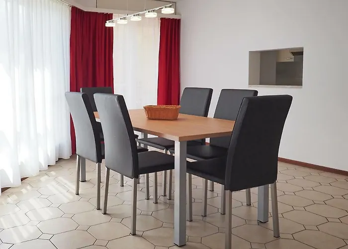 Holidays - Residenza Flora *