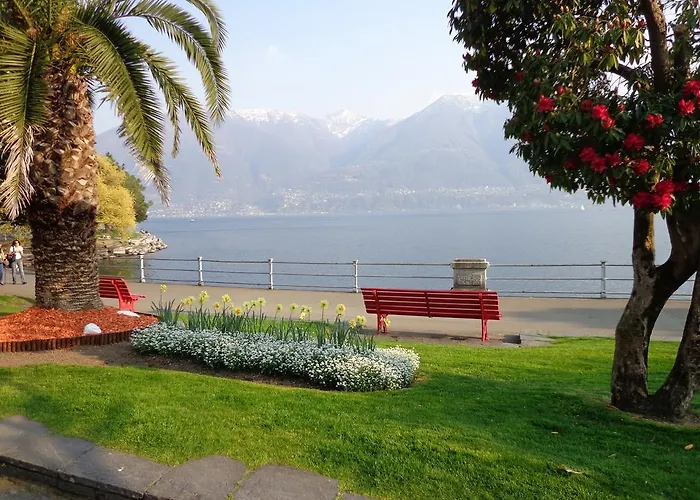 Holidays - Residenza Flora Apartment *