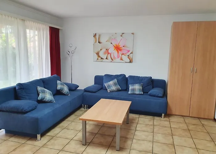 Holidays - Residenza Flora Apartment *