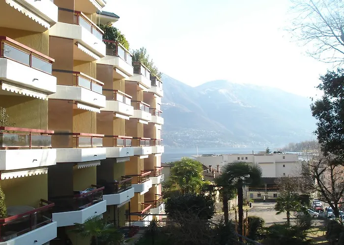 Holidays - Residenza Flora Apartment Locarno