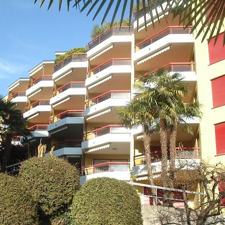 Holidays - Residenza Flora Apartament *