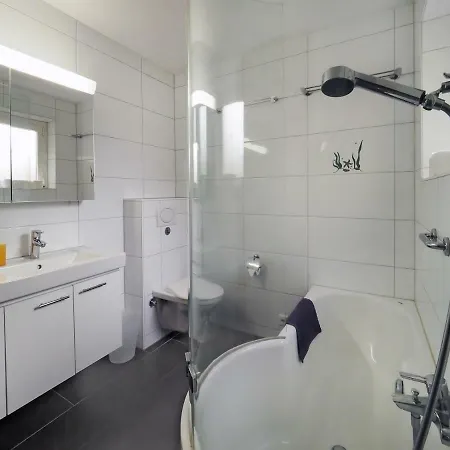 Apartament Holidays - Residenza Flora